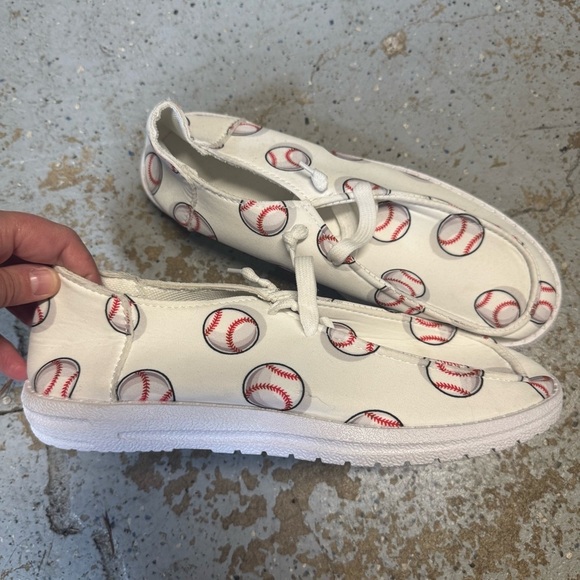 NEW baseball slip on sneakers shoes white - Picture 2 of 7